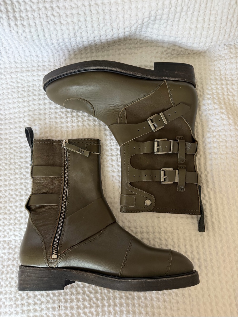New in Box Free People We the Free Dusty Buckle Boot in Bitter Olive Size 9